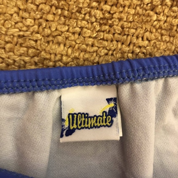 Bikini - Picture 4 of 4